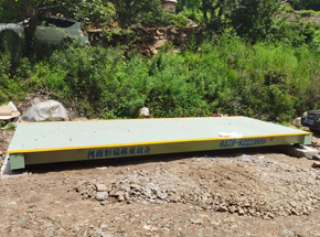 洛陽(yáng)市嵩縣寨溝村2.5m-6m-30噸地磅