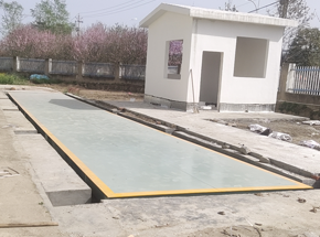 正陽縣渤?；ㄉ鷤}儲物流100噸地磅