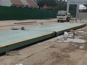 河南潤(rùn)安建設(shè)博愛(ài)中山路碧桂園100噸地磅