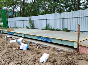 信陽商城長(zhǎng)塘埂河沙廠100噸地磅