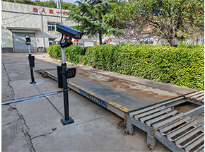 三門峽天藍(lán)環(huán)?？萍架囂栕R別無人值守系統(tǒng)